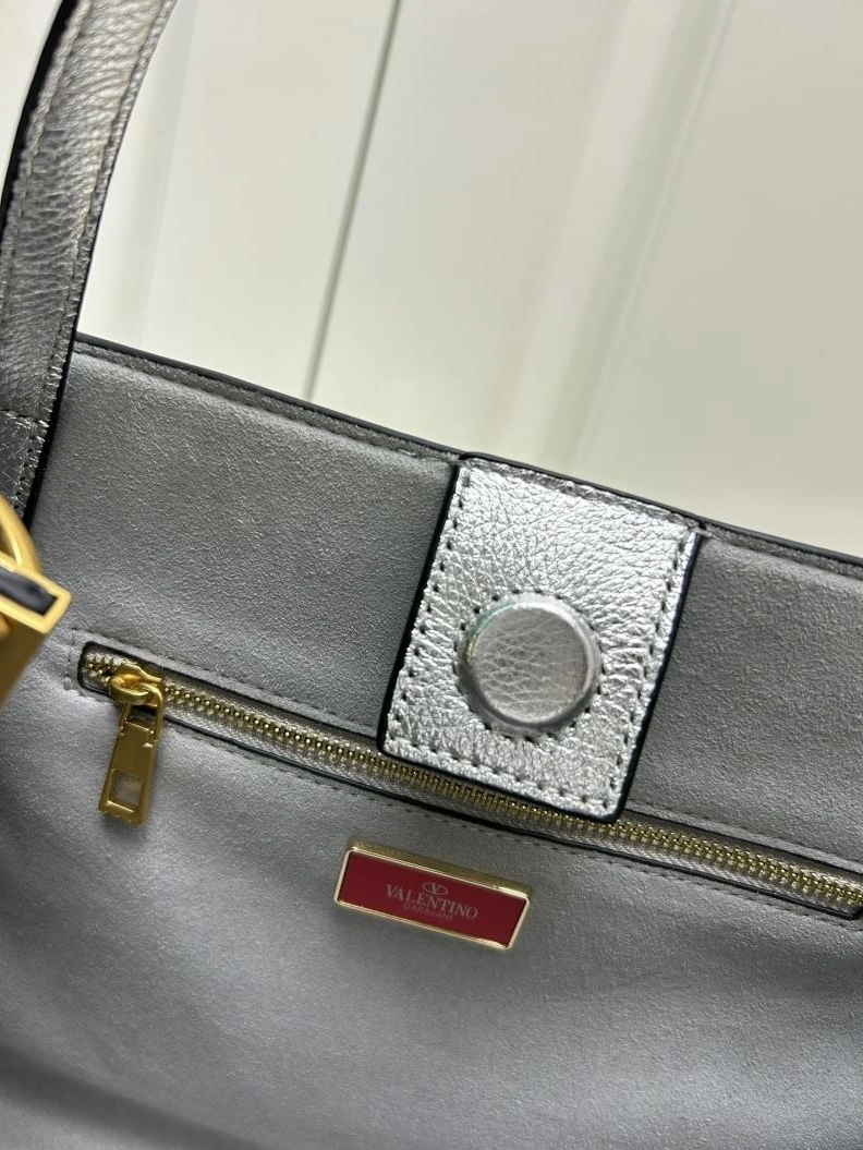 Functional Vxlxntino Handle Bags 79207