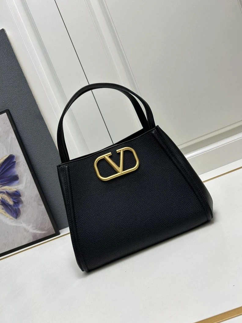 Sleek Vxlxntino Handle Bags 79182