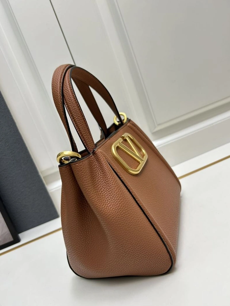GoodFit Vxlxntino Handle Bags 79177