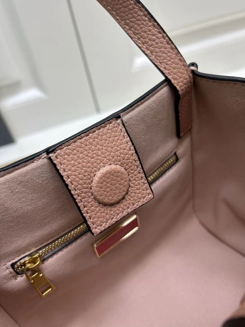 WellDesigned Vxlxntino Handle Bags 79193