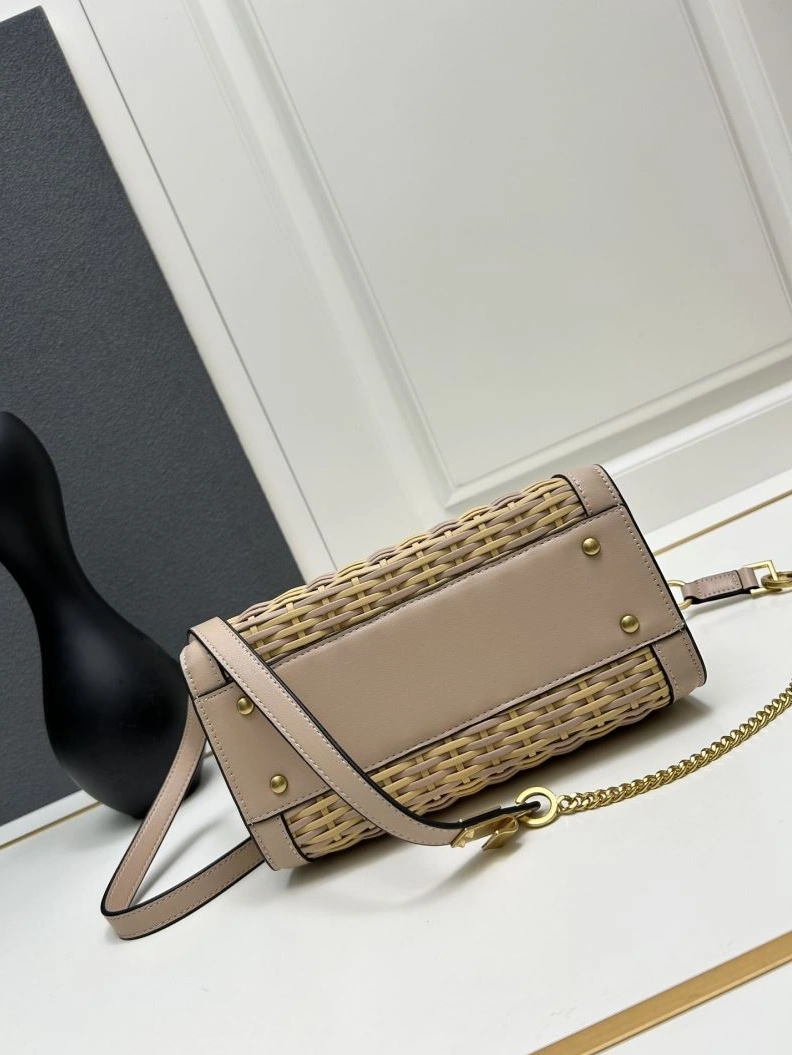 Vxlxntino Handle Bags Vibrant 79183