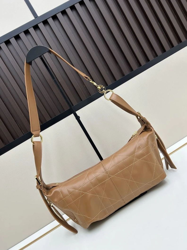 Dxxr Top Handle Bags ModernLook 61852