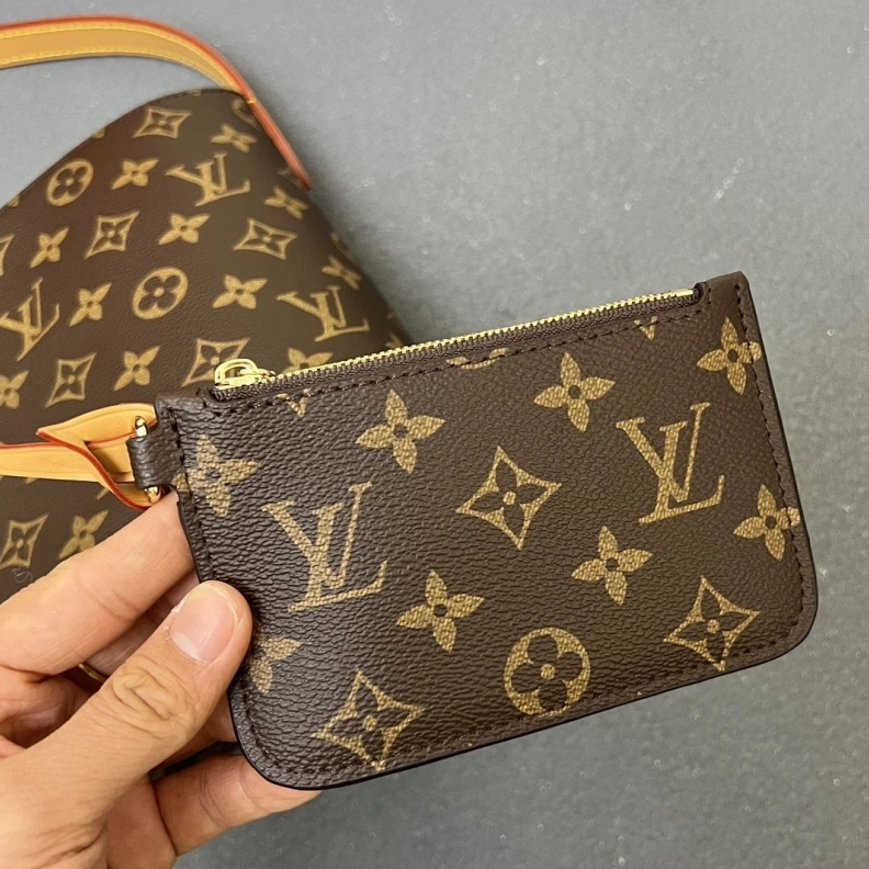 Sleek LX Top Handle Bags 23560