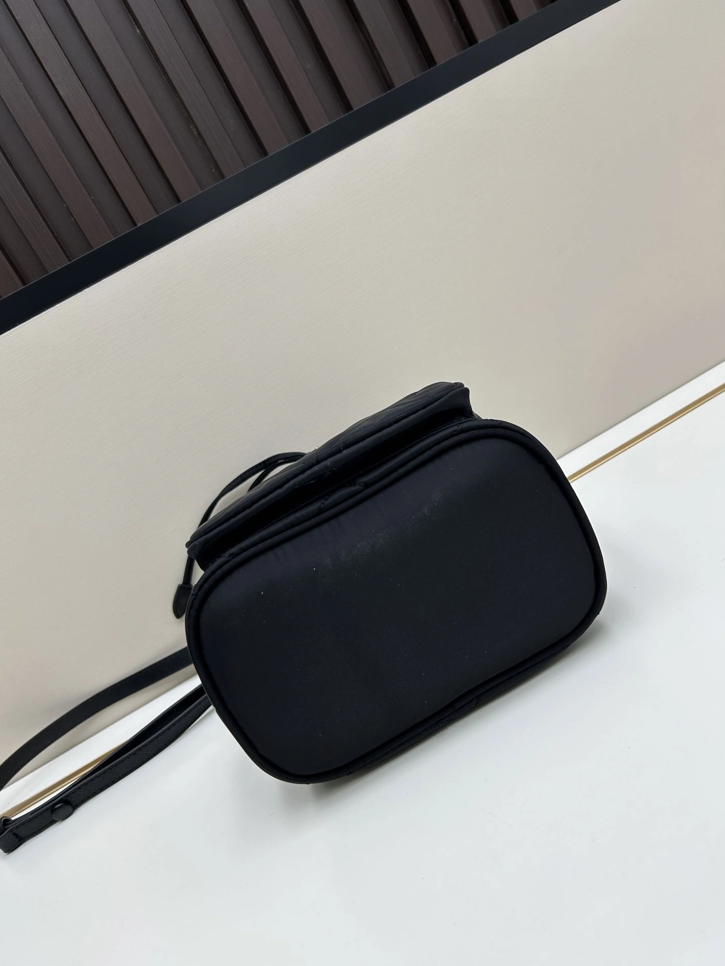 Sleek Prxdx Bucket Bags 60060