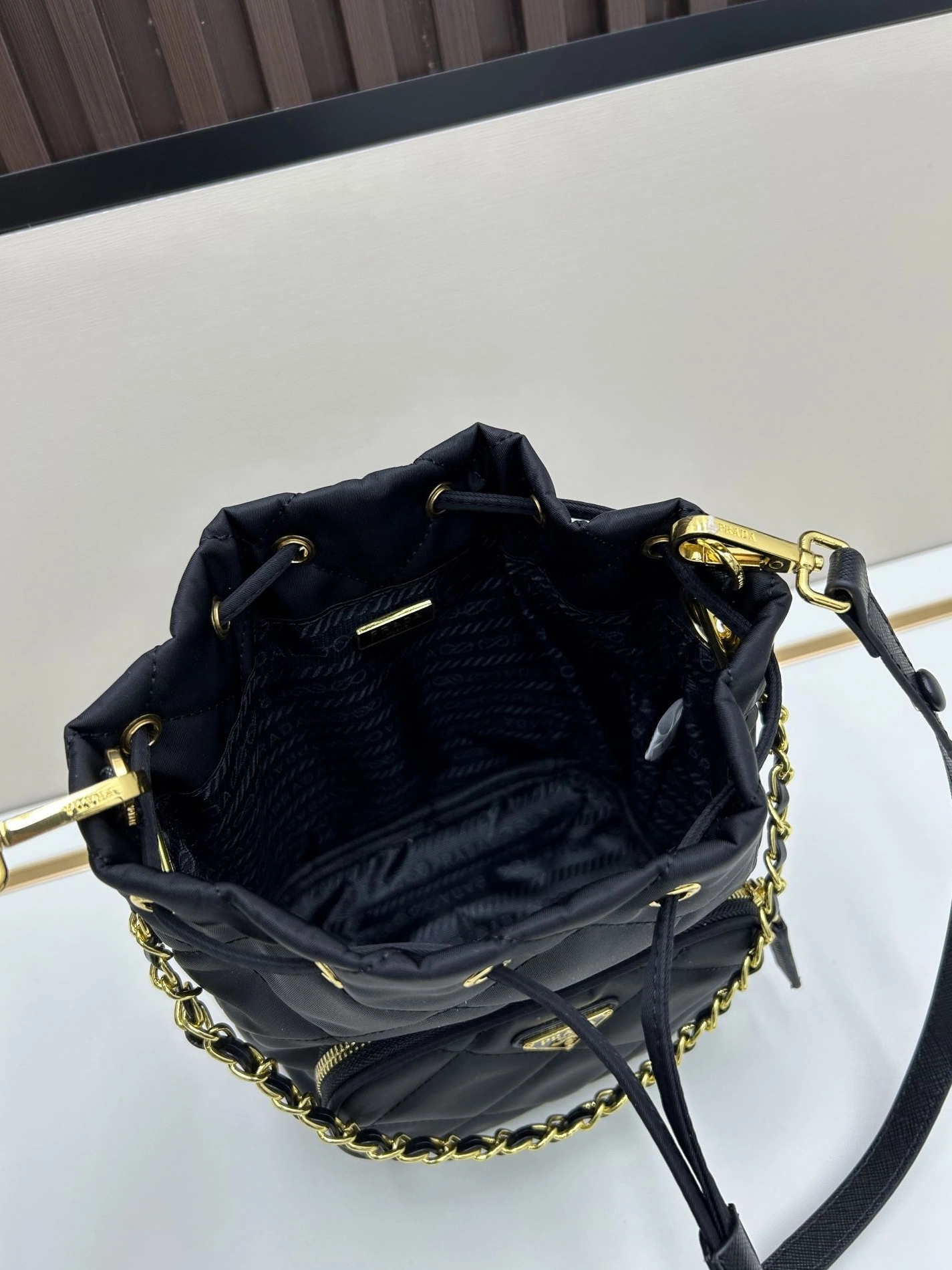 Sleek Prxdx Bucket Bags 60060