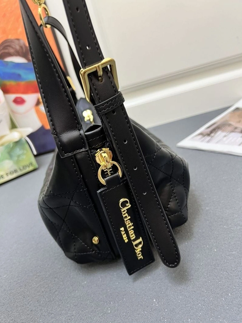 Sleek Dxxr Top Handle Bags 61861