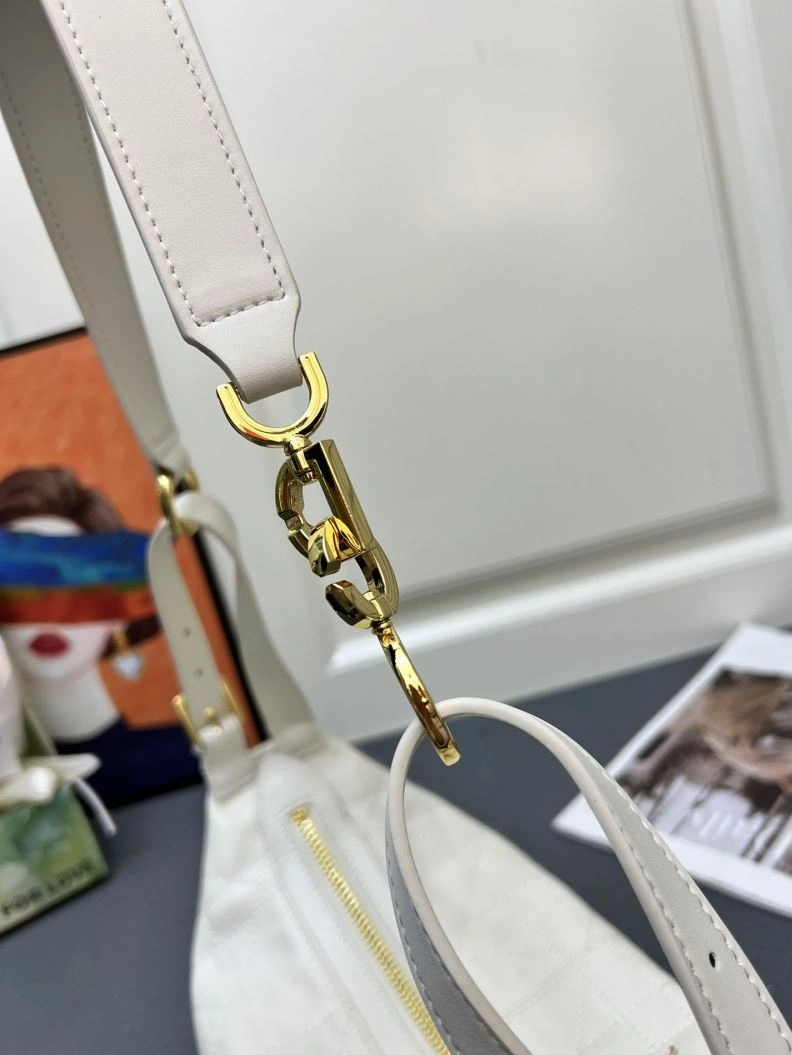 Timeless Dxxr Top Handle Bags 61835