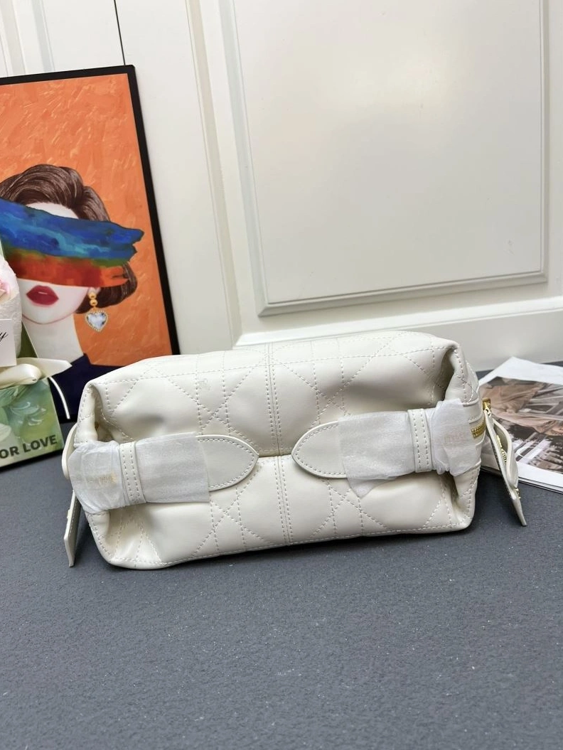 Timeless Dxxr Top Handle Bags 61835