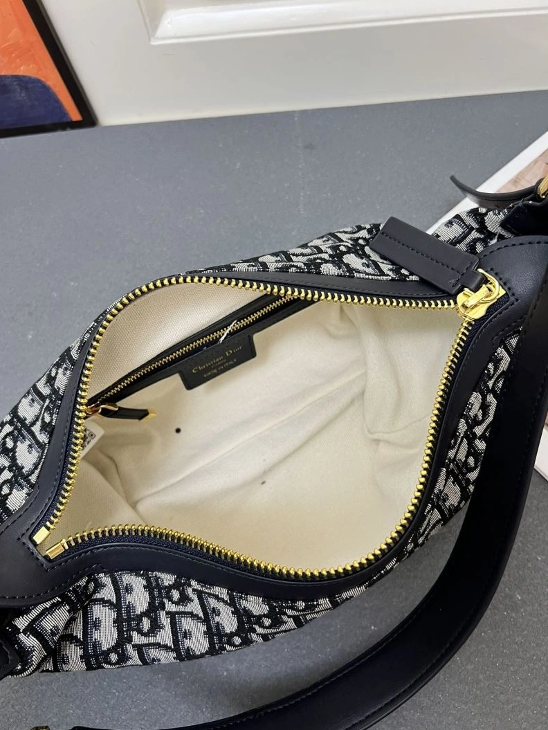 Trendsetting Dxxr Top Handle Bags 61854