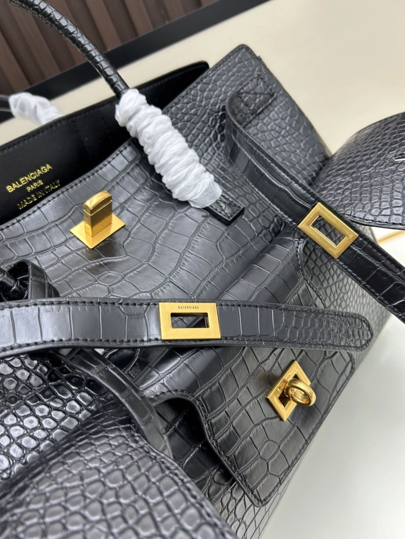 Bxlxnciaga Shopping Bags Timeless 80588