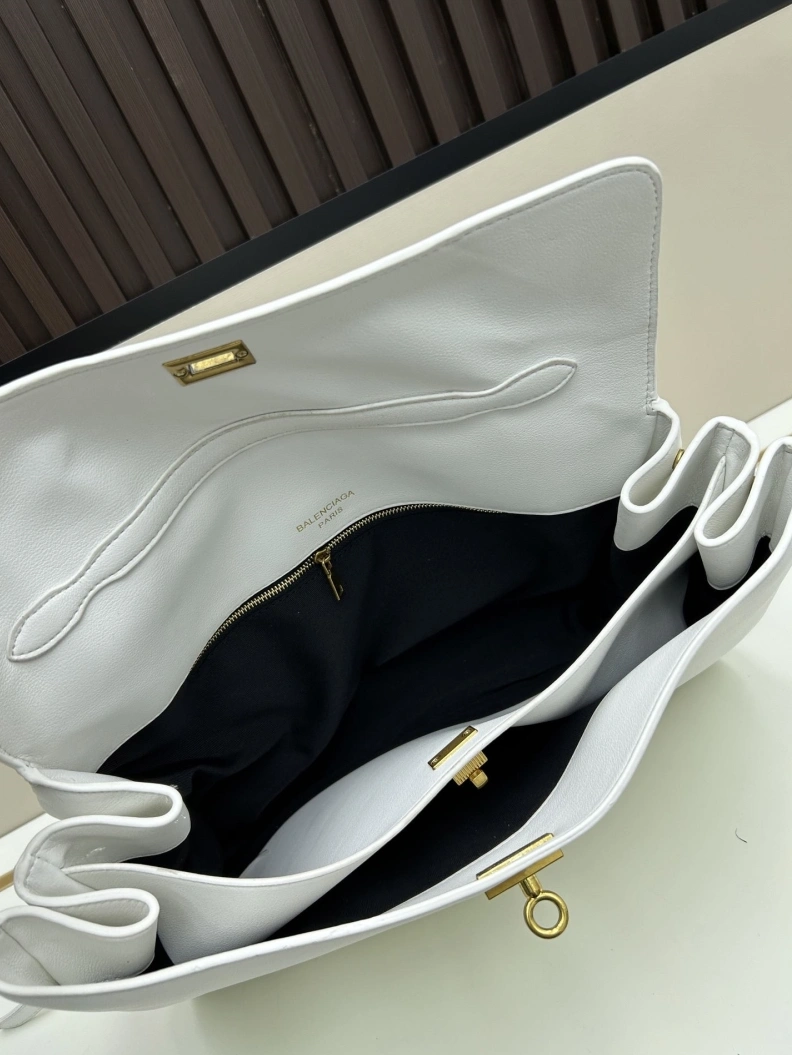 SportInspired Bxlxnciaga Top Handle Bags 80462