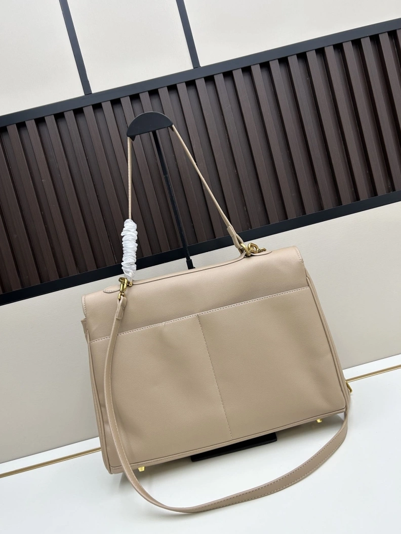 UrbanStyle Bxlxnciaga Top Handle Bags 80444
