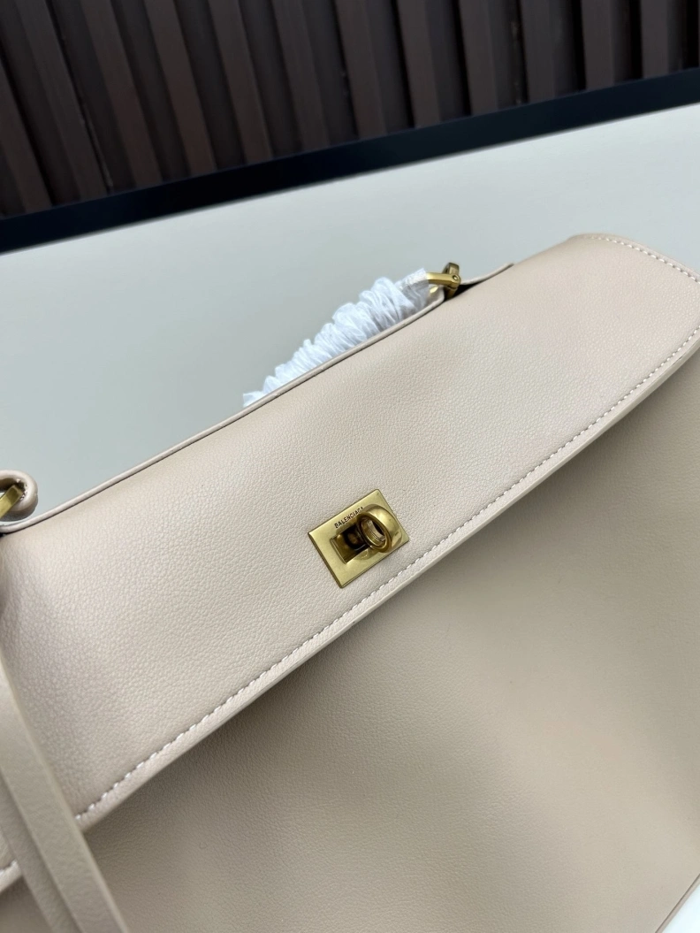 UrbanStyle Bxlxnciaga Top Handle Bags 80444