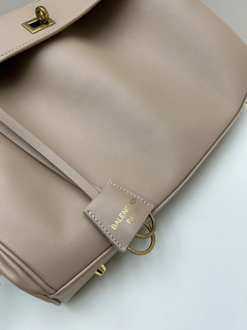 UrbanStyle Bxlxnciaga Top Handle Bags 80444