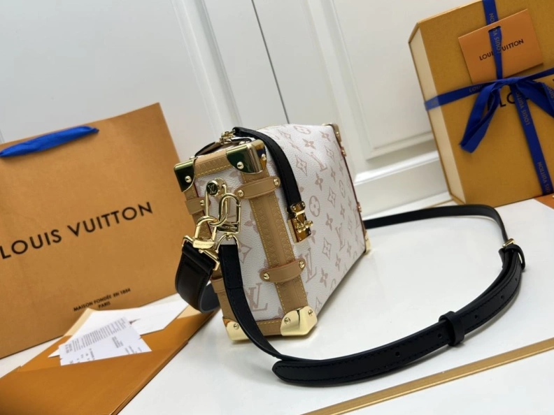 Cozy LX Box Bags 23802