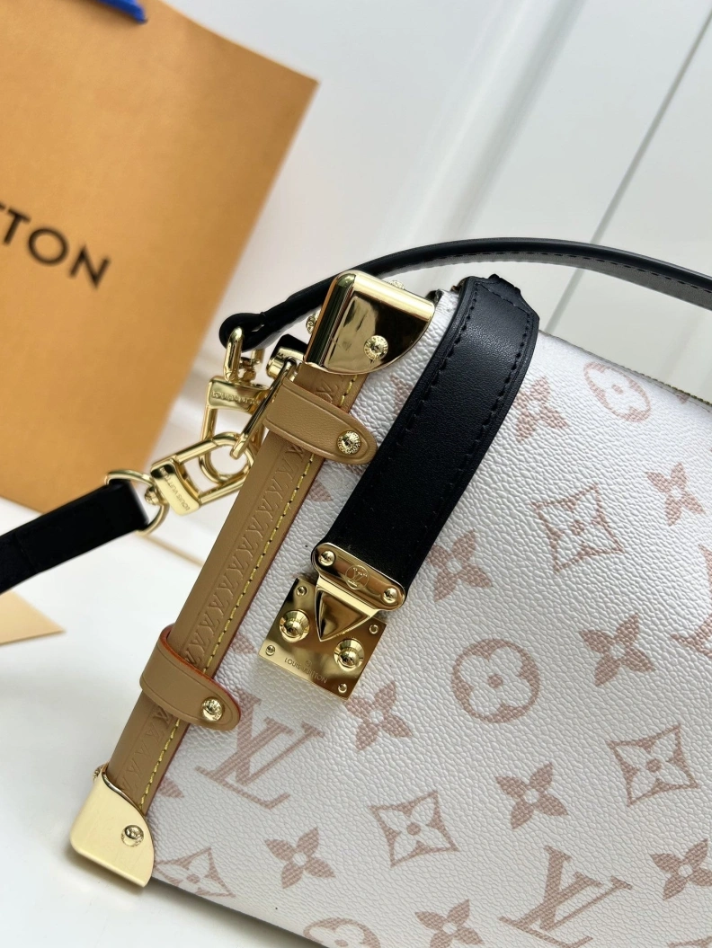 Cozy LX Box Bags 23802