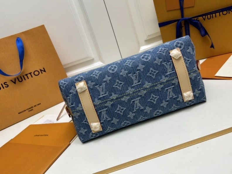 Resilient LX Top Handle Bags 23558
