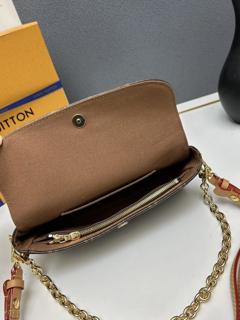 Lightweight LX Satchel bags 23596