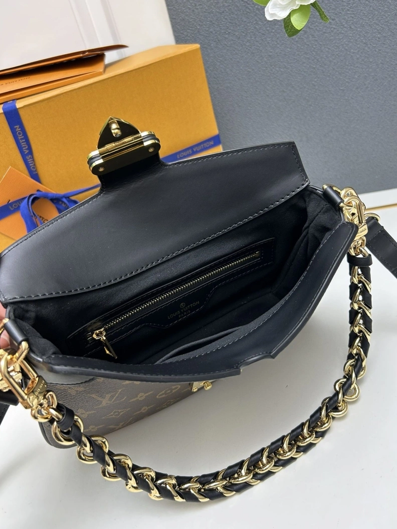 Sleek LX Satchel bags 23595