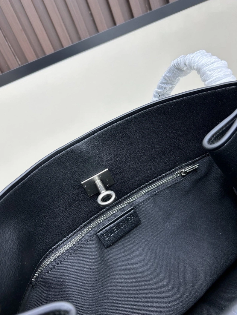 Bxlxnciaga Top Handle Bags Practical 80484