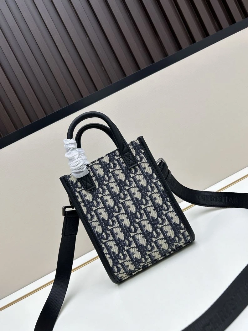Dxxr Top Handle Bags Minimalist 61825