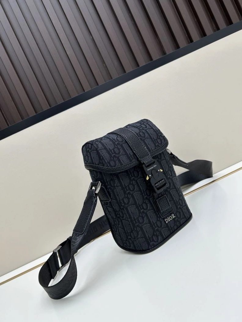 Dxxr Satchel bags Trendy 61974