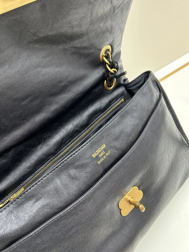 Bxlxnciaga Top Handle Bags Resilient 80447