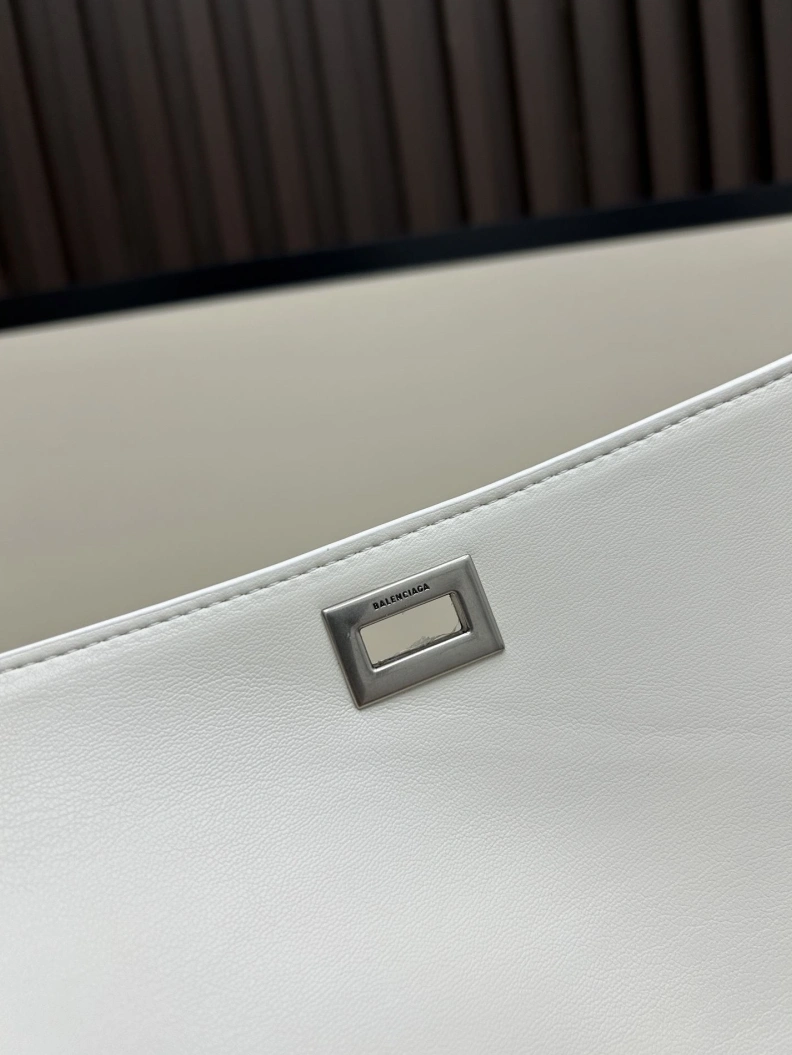 Bxlxnciaga Top Handle Bags Timeless 80478