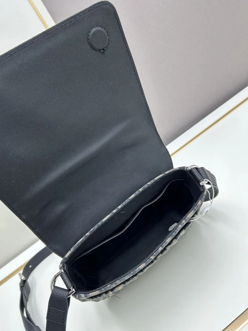 ModernLook Dxxr Satchel bags 61699