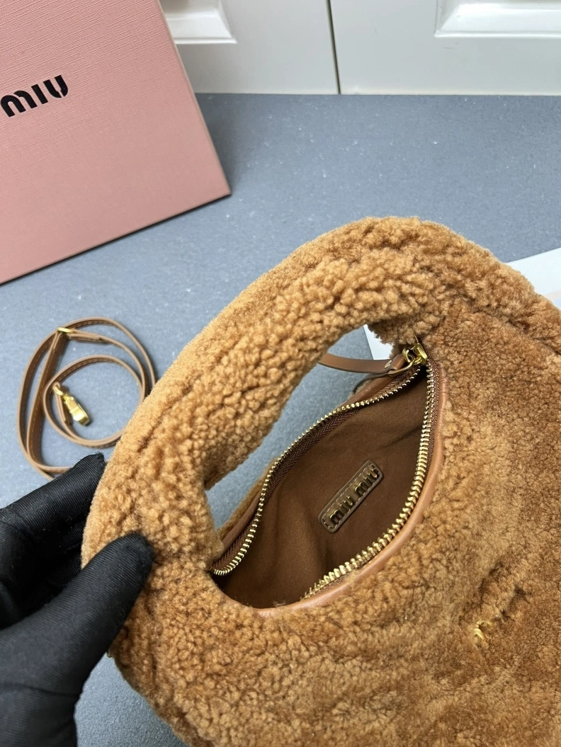 Efficient MIX MIX Top Handle Bags 77459