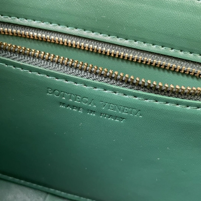 WellDesigned BX Satchel Bags 78538