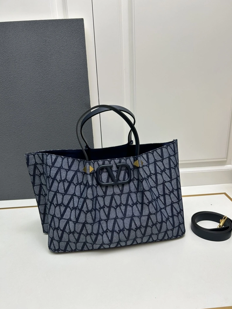Stylish Vxlxntino Shopping Bags 76730