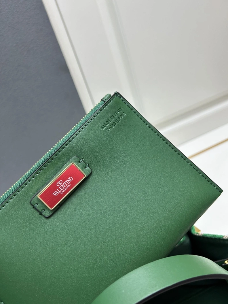 DailyWear Vxlxntino Shopping Bags 76749