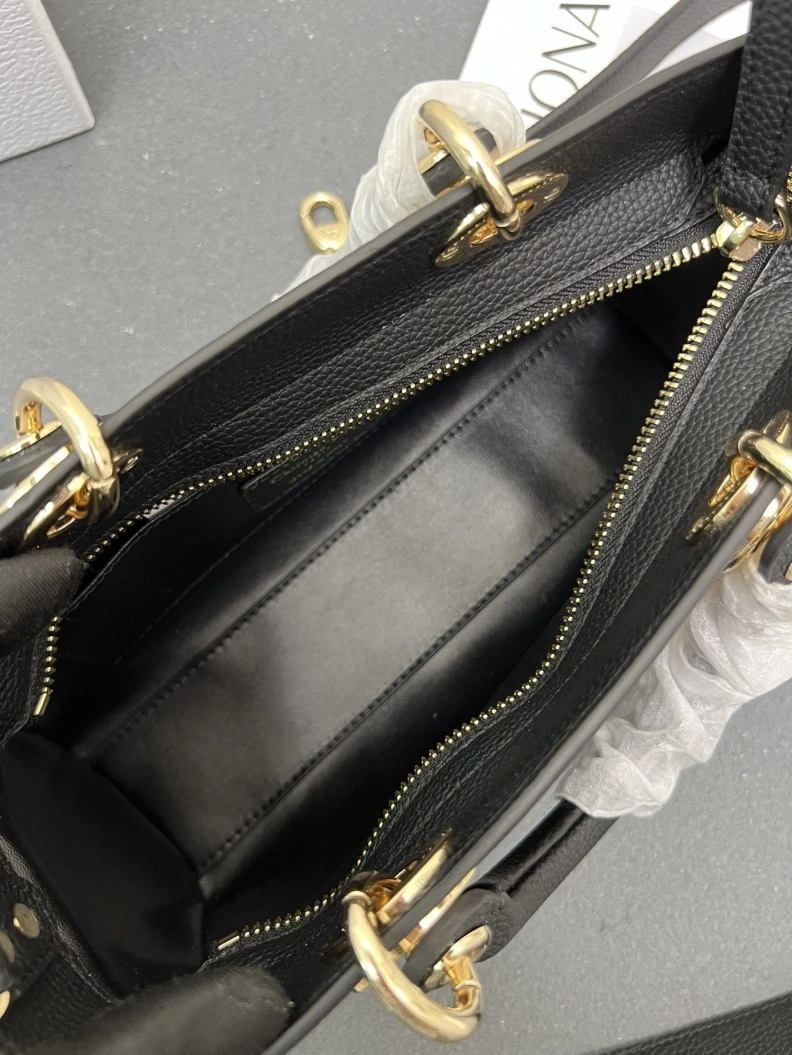 Sleek Dxxr Shopping Bags 61640