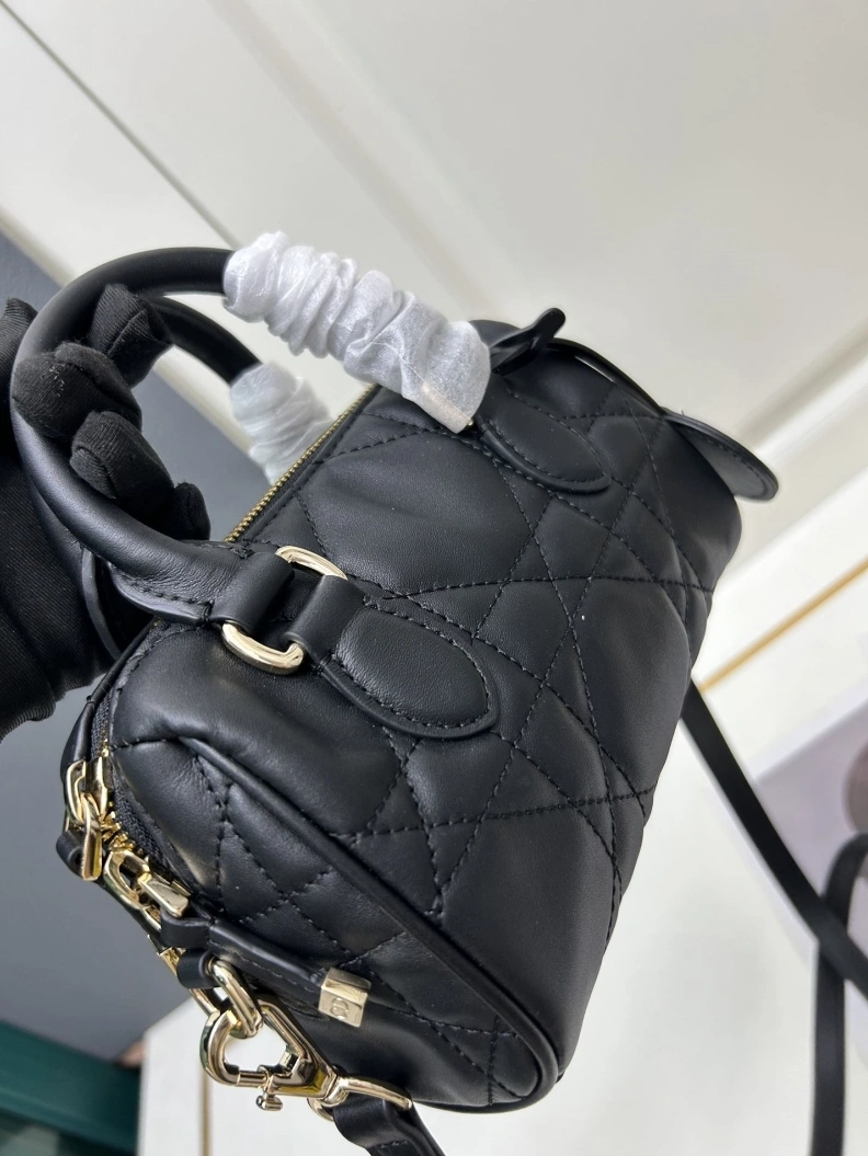 Dxxr Top Handle Bags ModernLook 61524