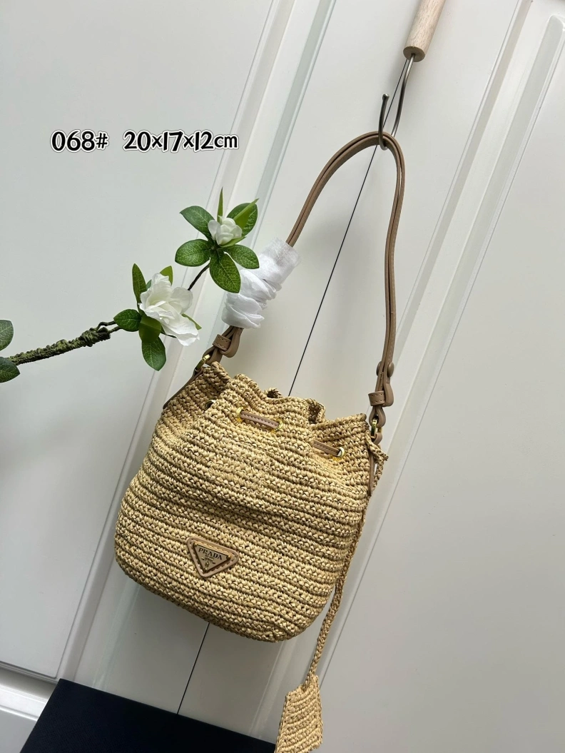 Compact Prxdx Bucket Bags 59100