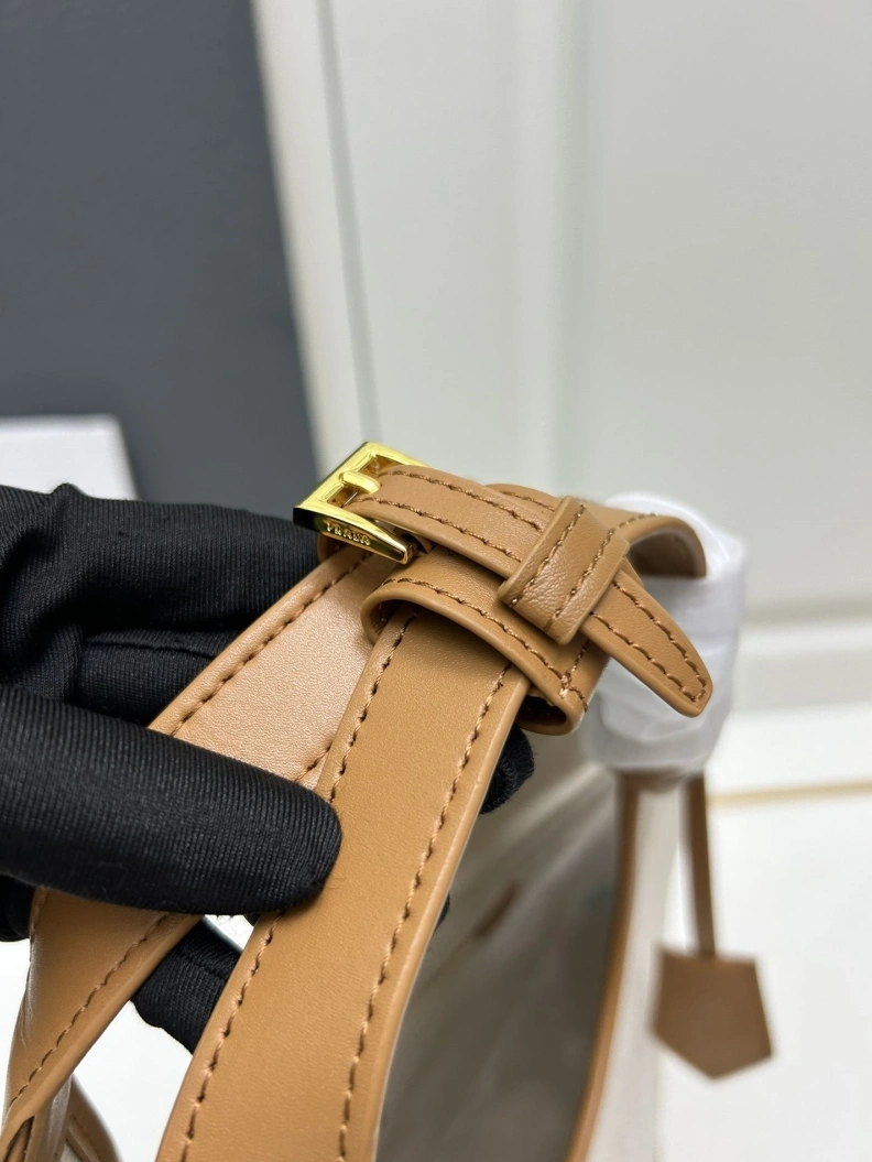 Cozy Prxdx Top Handle Bags 58548