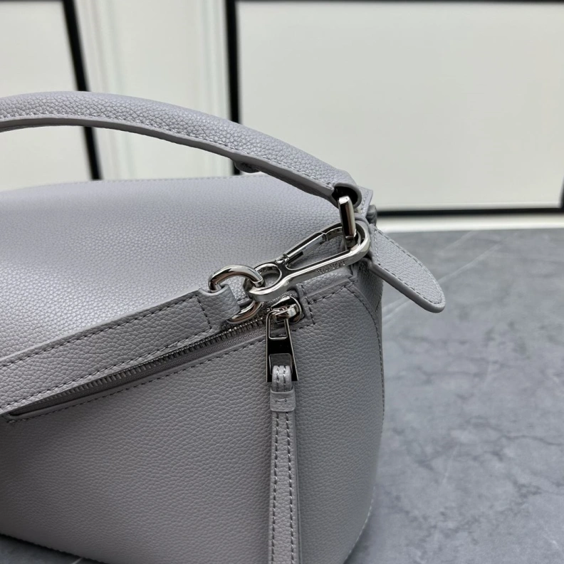 Reliable Lxxwe Handle Bags 77825