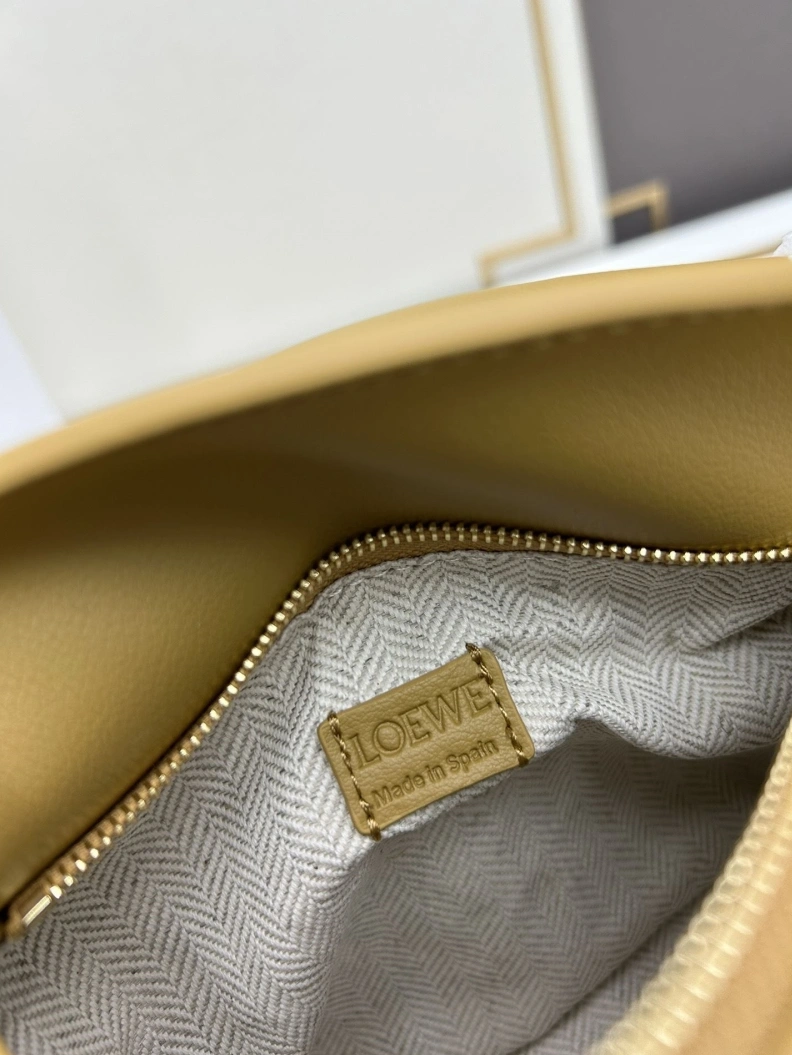 WellDesigned Lxxwe Handle Bags 77795