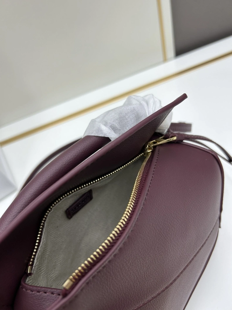 EyeCatching Lxxwe Handle Bags 77833