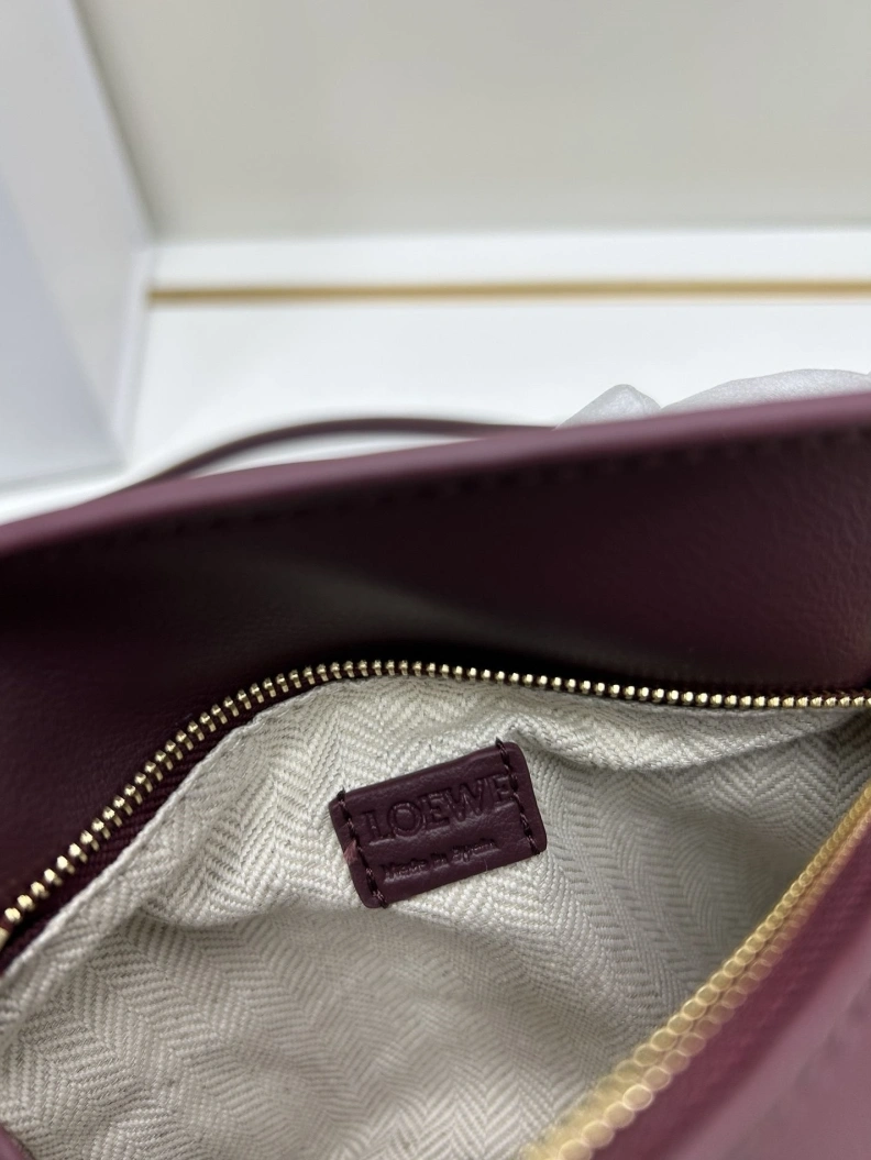EyeCatching Lxxwe Handle Bags 77833