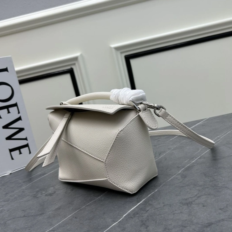 WellDesigned Lxxwe Handle Bags 77812