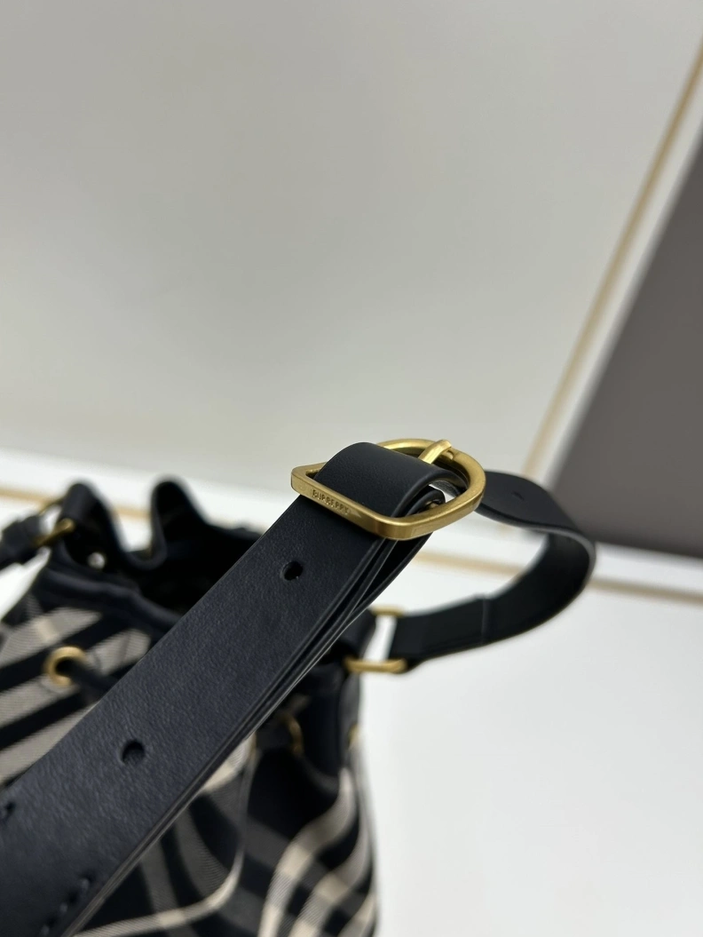 SmartChoice Bxrbxrry Bucket Bags 76553