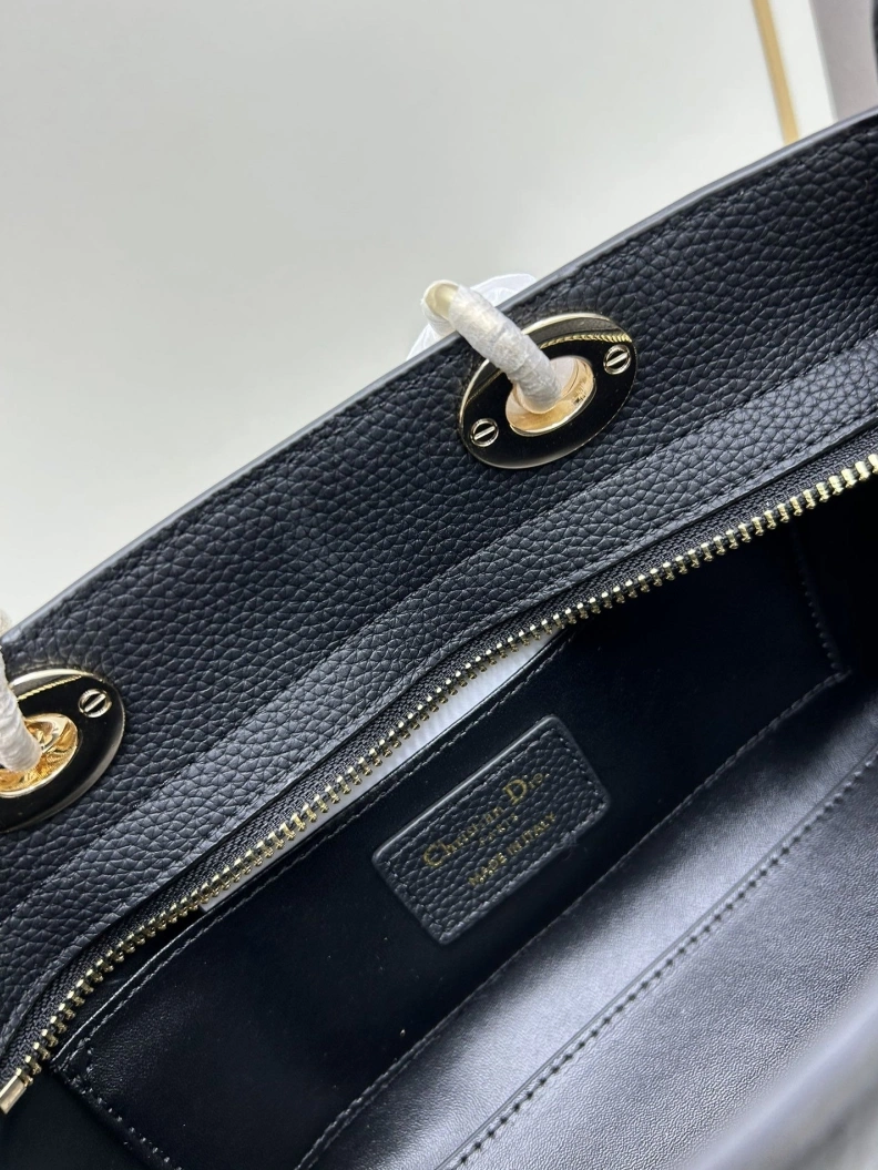 UrbanStyle Dxxr Shopping Bags 61628