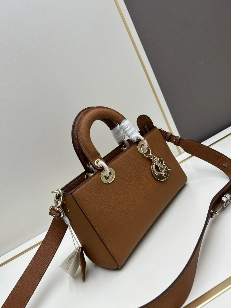 Vibrant Dxxr Shopping Bags 61626
