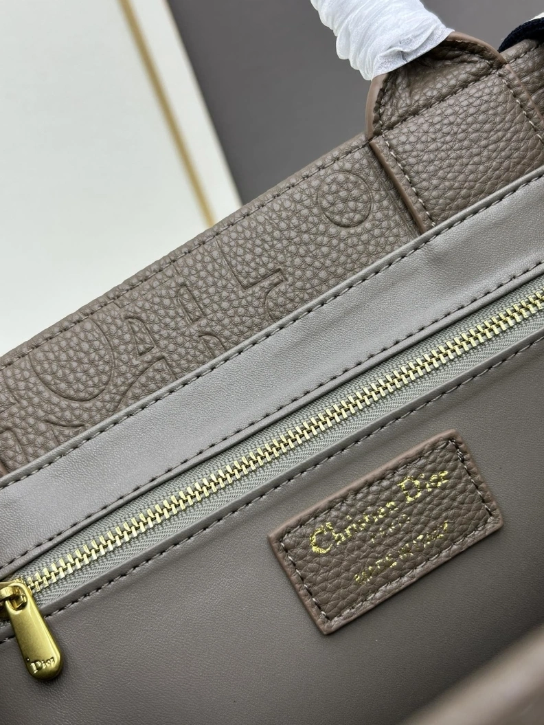 Elegant Dxxr Shopping Bags 61608