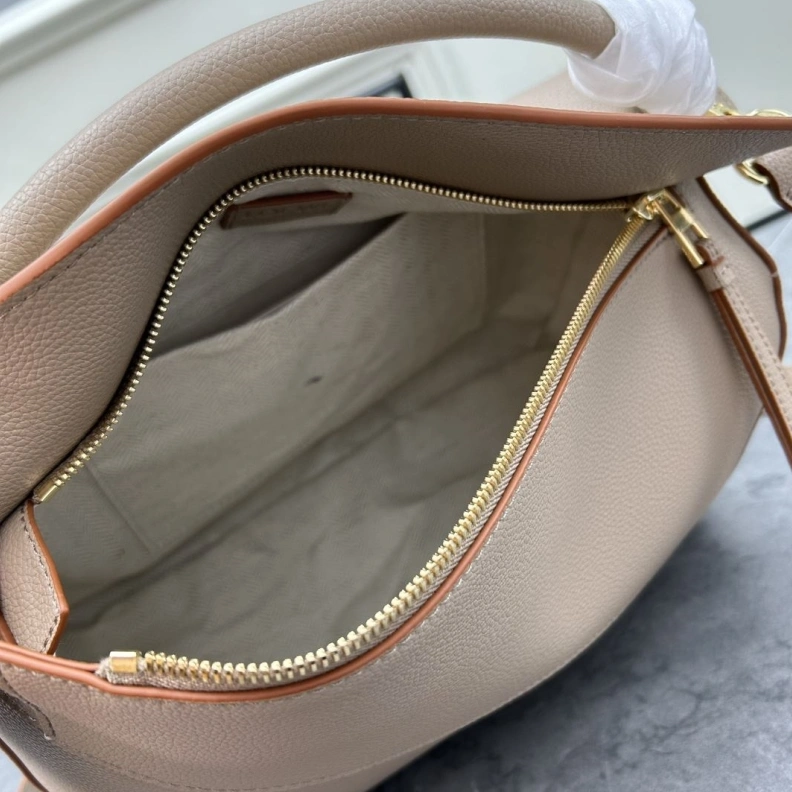 Flexible Lxxwe Handle Bags 77799