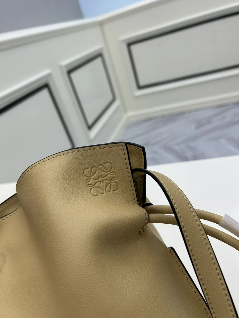 Vibrant Lxxwe Satchel Bags 77688