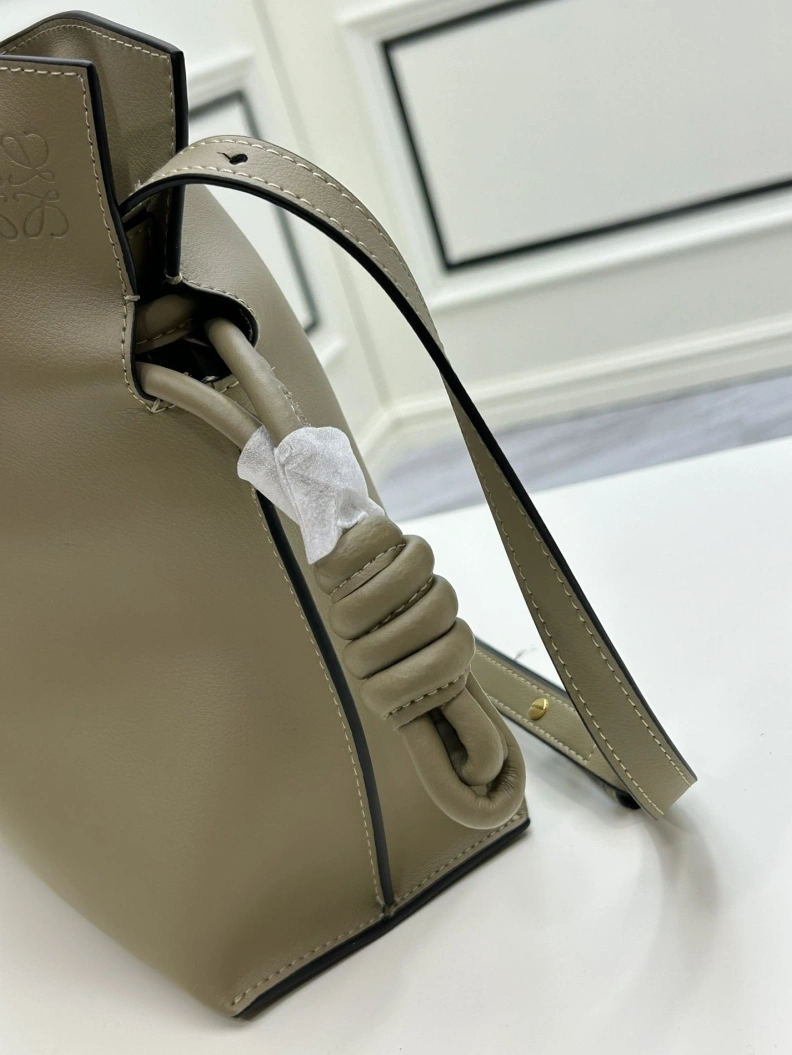 Refined Lxxwe Satchel Bags 77687