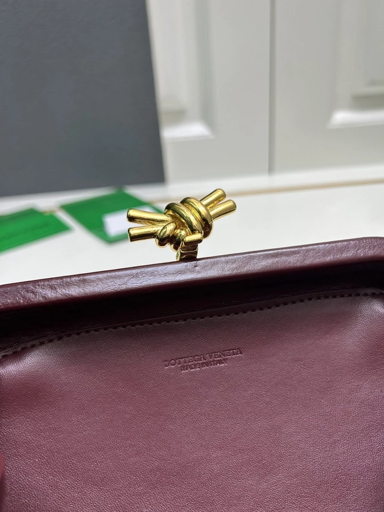 Trendy BX Clutch 78576